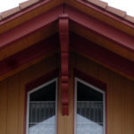 Kunstofffenster an Dachschräge angepasst